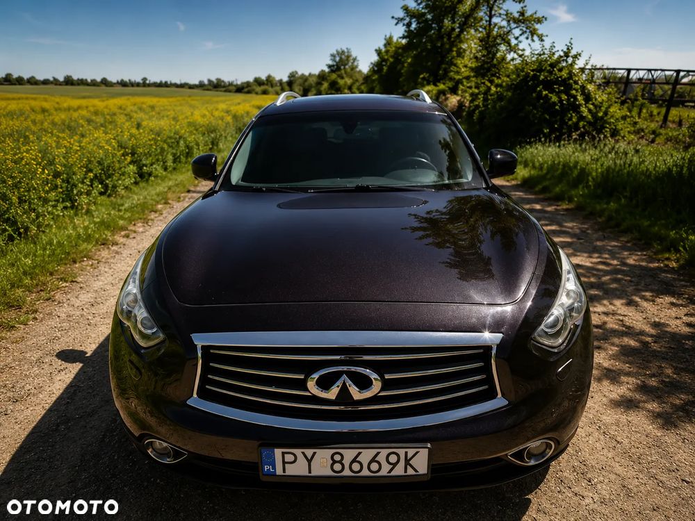 Infiniti FX FX30d S Premium - 8