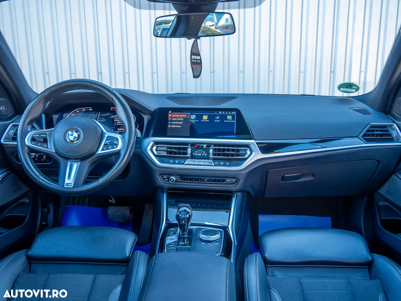 BMW Seria 3 330i AT - 37