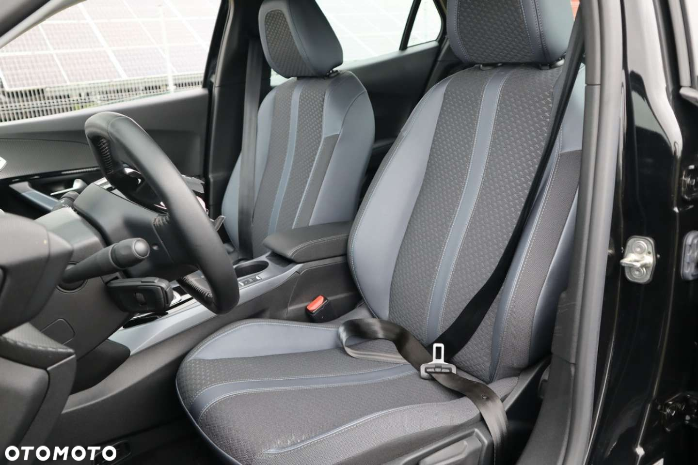 Peugeot 2008 Elektro Allure - 18