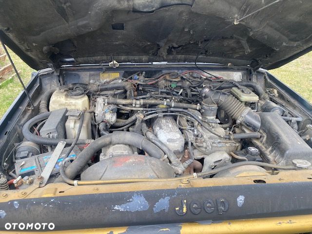 Jeep Cherokee 4.0 Limited - 9