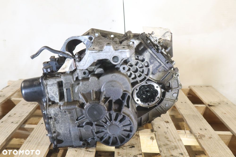 SKRZYNIA BIEGÓW AUTOMAT  AUDI A3 8P 1.6 16V LSU - 2