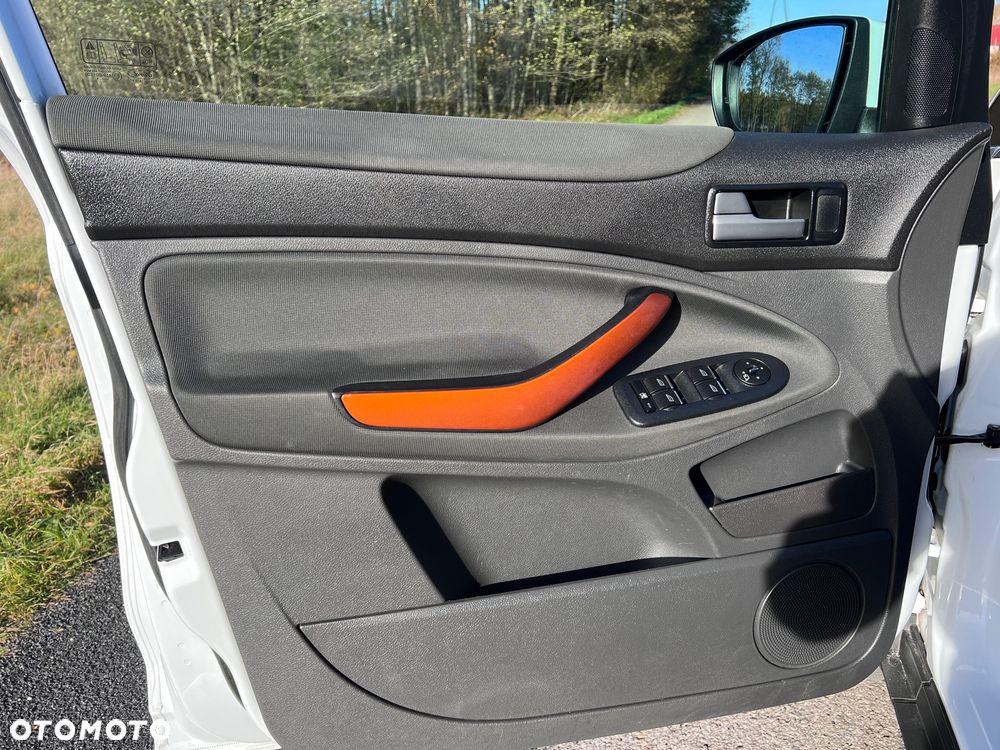 Ford Kuga 2.0 TDCi Titanium - 23