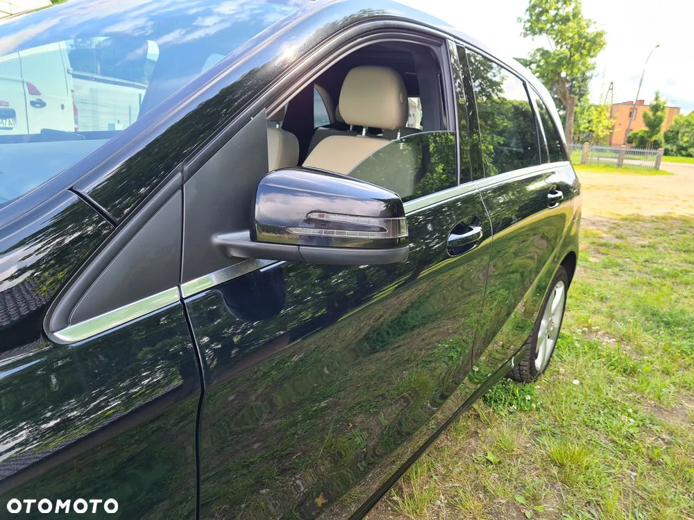 Mercedes-Benz Klasa B 250 7G-DCT AMG Line - 3