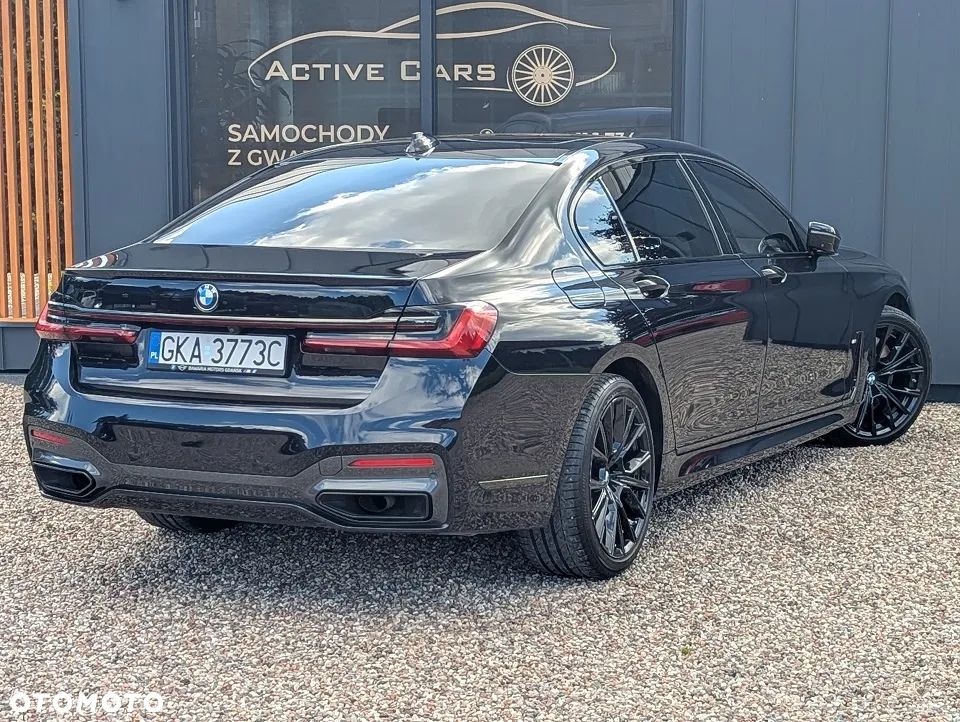 BMW Seria 7 750Ld xDrive - 11