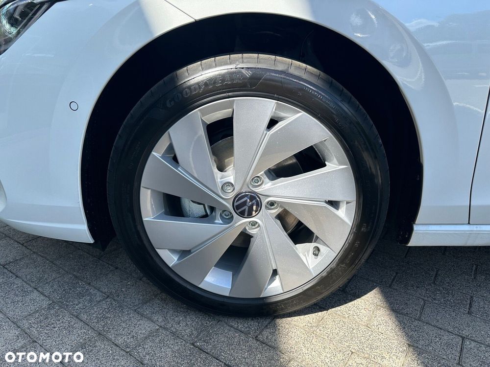 Volkswagen Golf 1.5 eTSI mHEV Life Plus DSG - 32