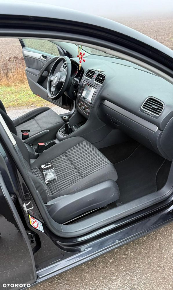 Volkswagen Golf 1.6 Highline - 11