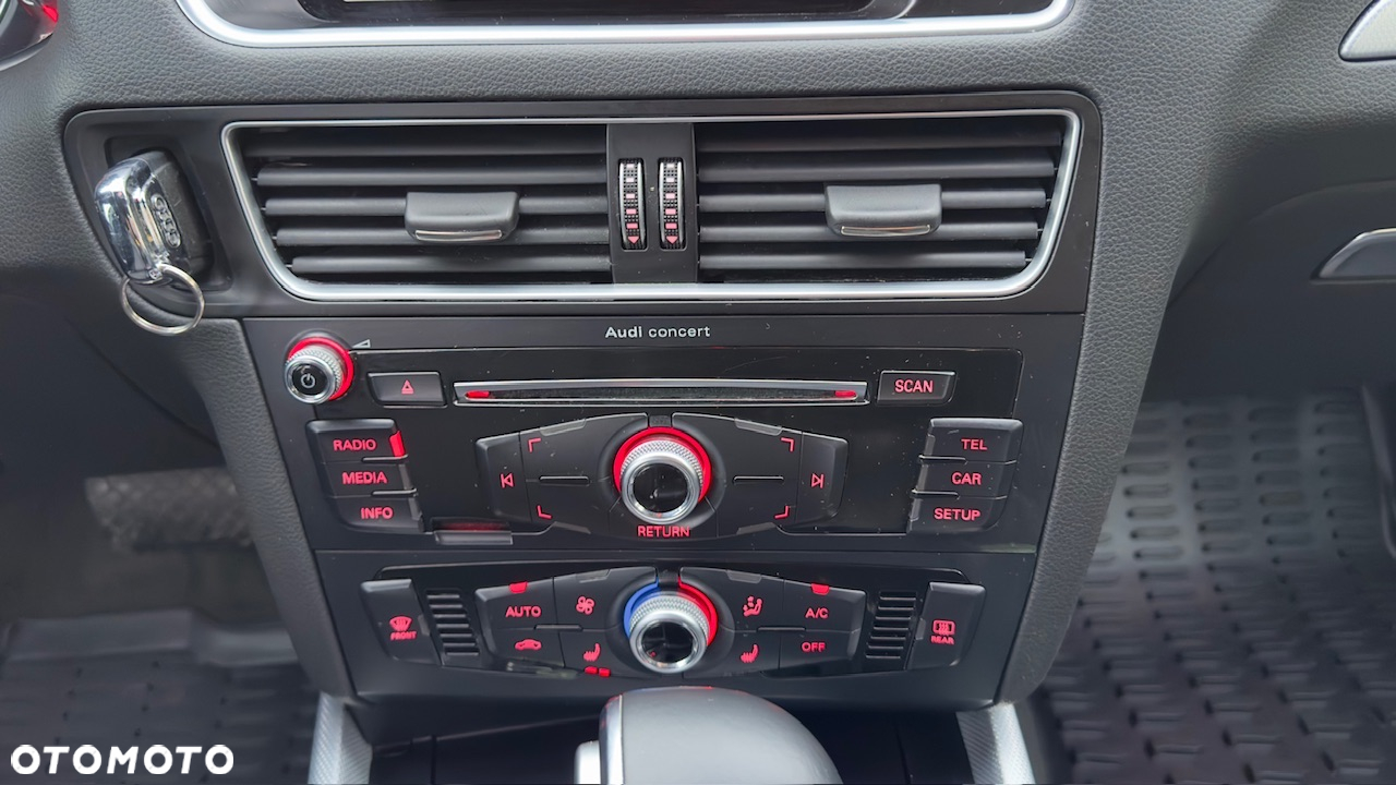Audi Q5 2.0 TDI quattro S tronic sport - 25