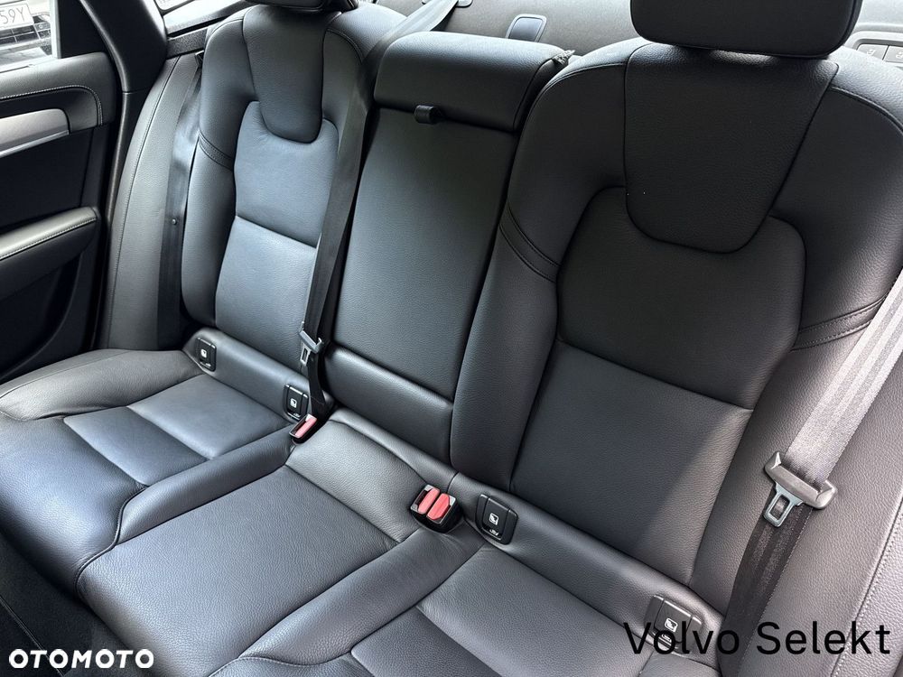Volvo S90 - 11