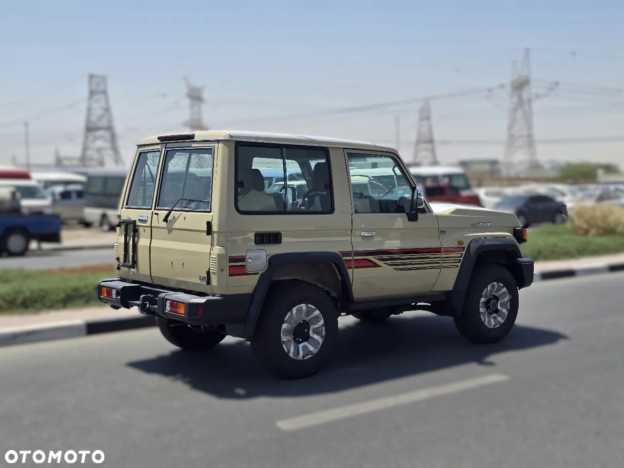 Toyota Land Cruiser - 2
