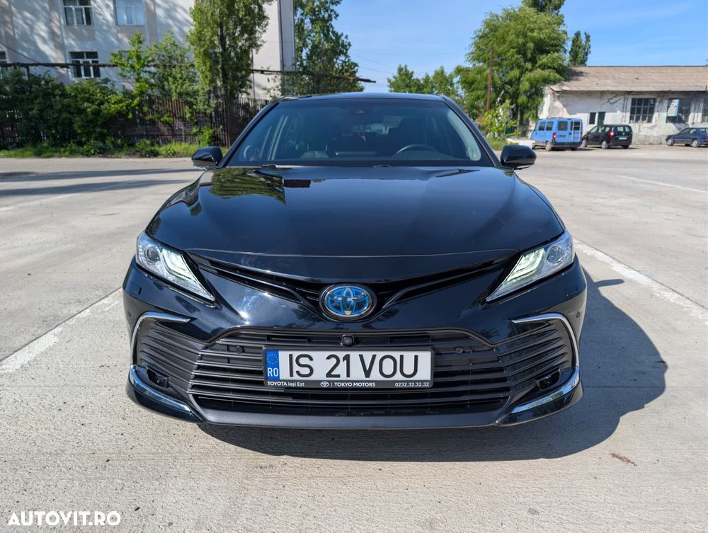 Toyota Camry 2.5 Exclusive - 6