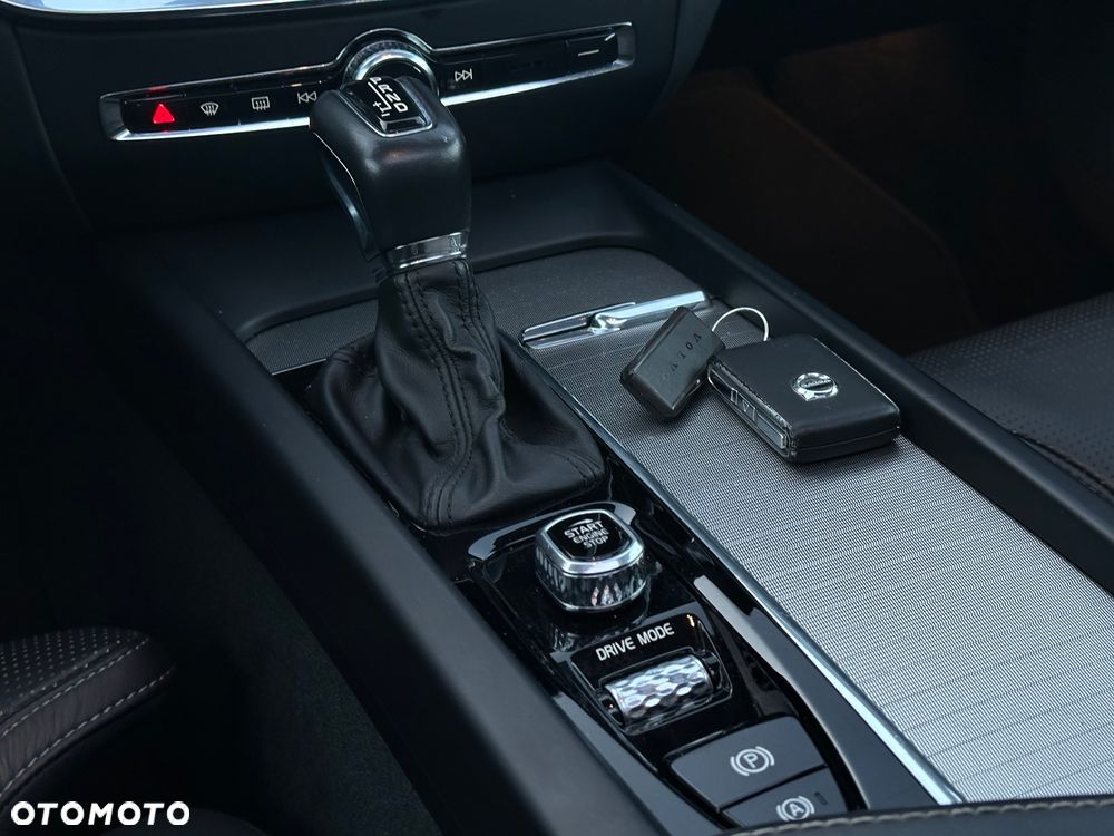 Volvo V60 D4 Inscription - 24
