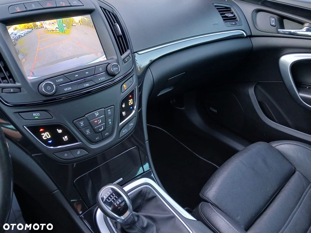 Opel Insignia - 40