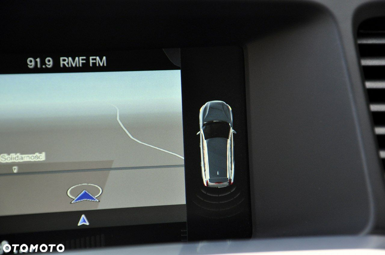Volvo V60 D4 Drive-E Momentum - 39