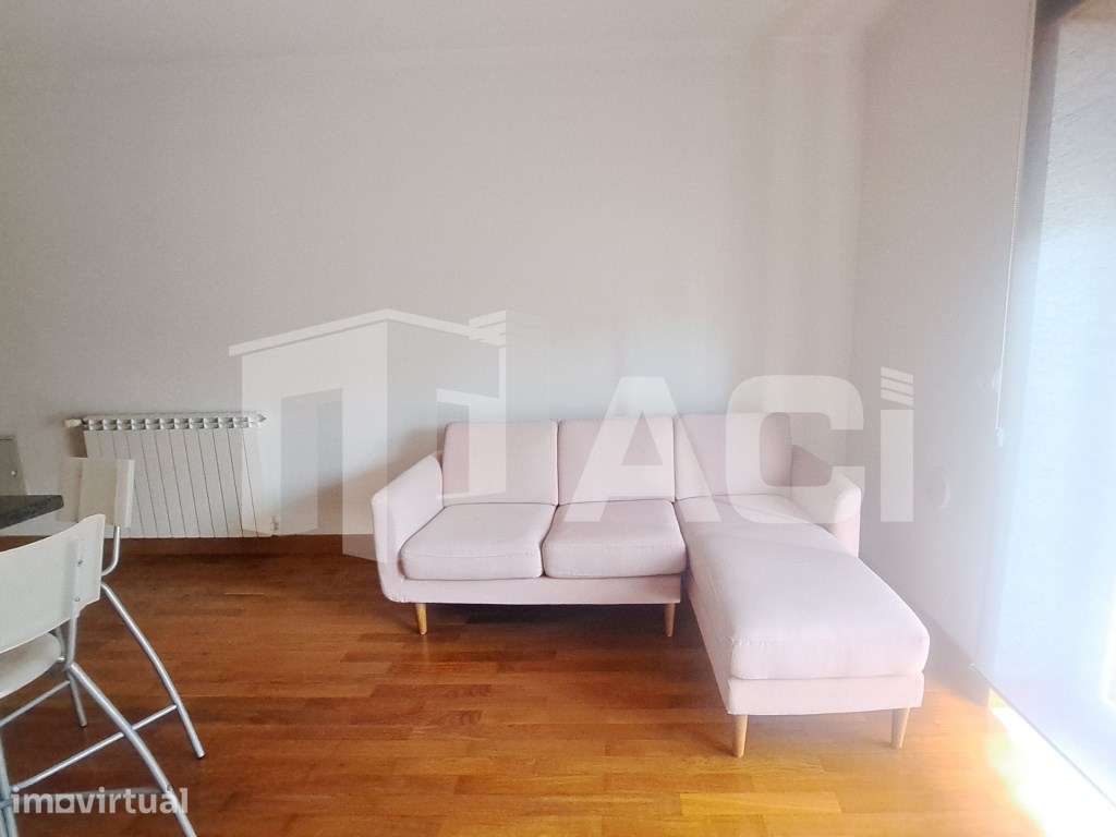 Apartamento T2 - Com Terraço - Grande imagem: 4/14