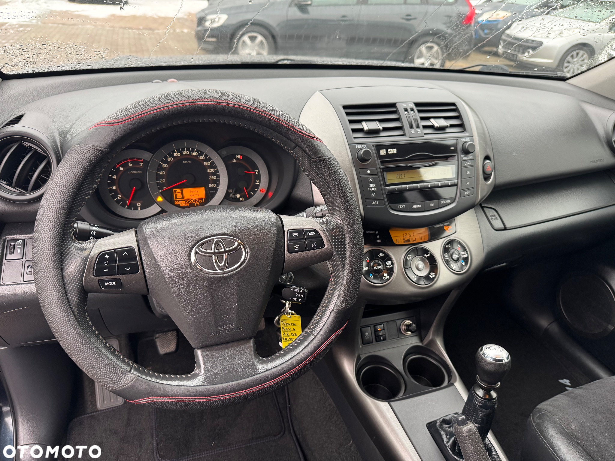 Toyota RAV4 - 25