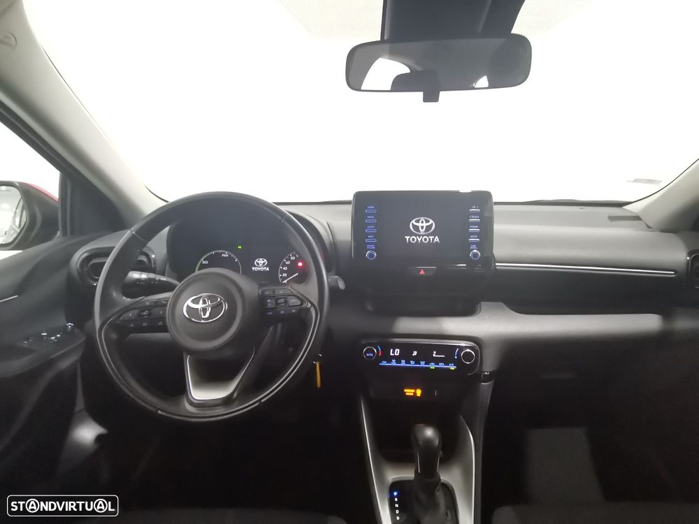 Toyota Yaris 1.5 HDF Comfort Plus - 8