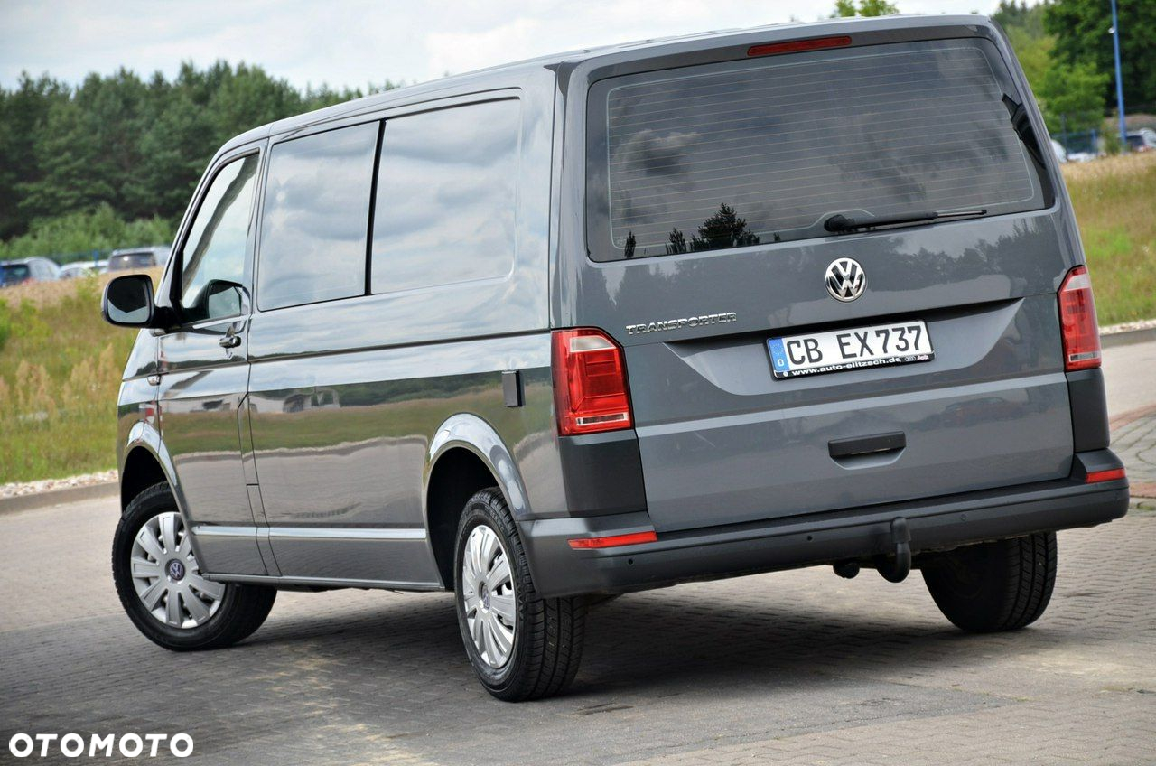Volkswagen Transporter - 8