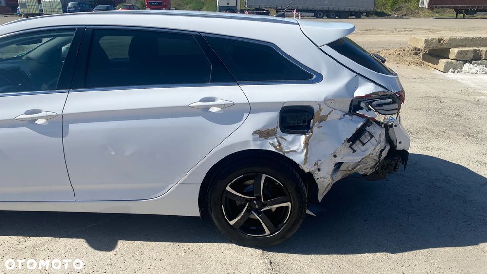 Hyundai i40 Kombi 1.6 Trend - 4