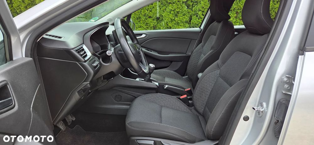 Renault Clio - 16