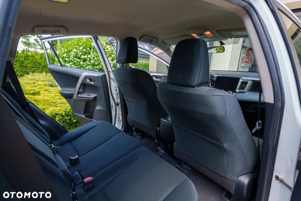 Toyota RAV4 2.0 D-4D Active 4x2 - 15
