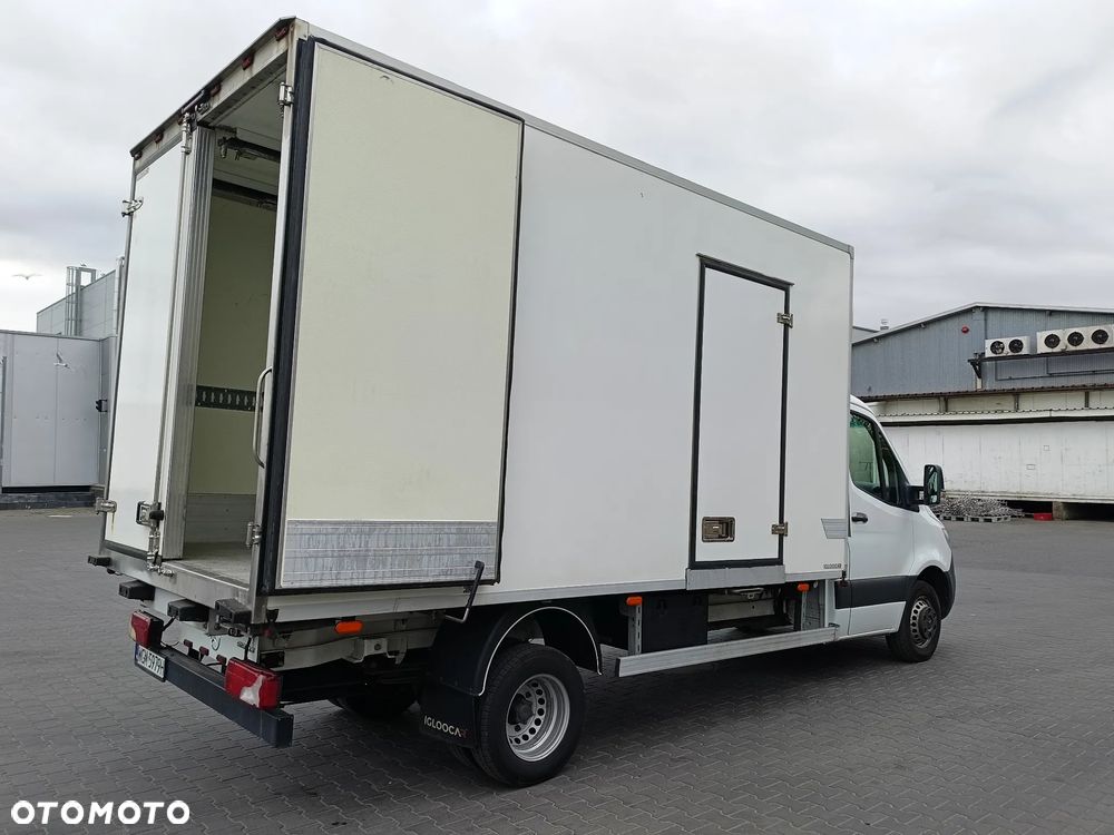 Mercedes-Benz Sprinter - 4