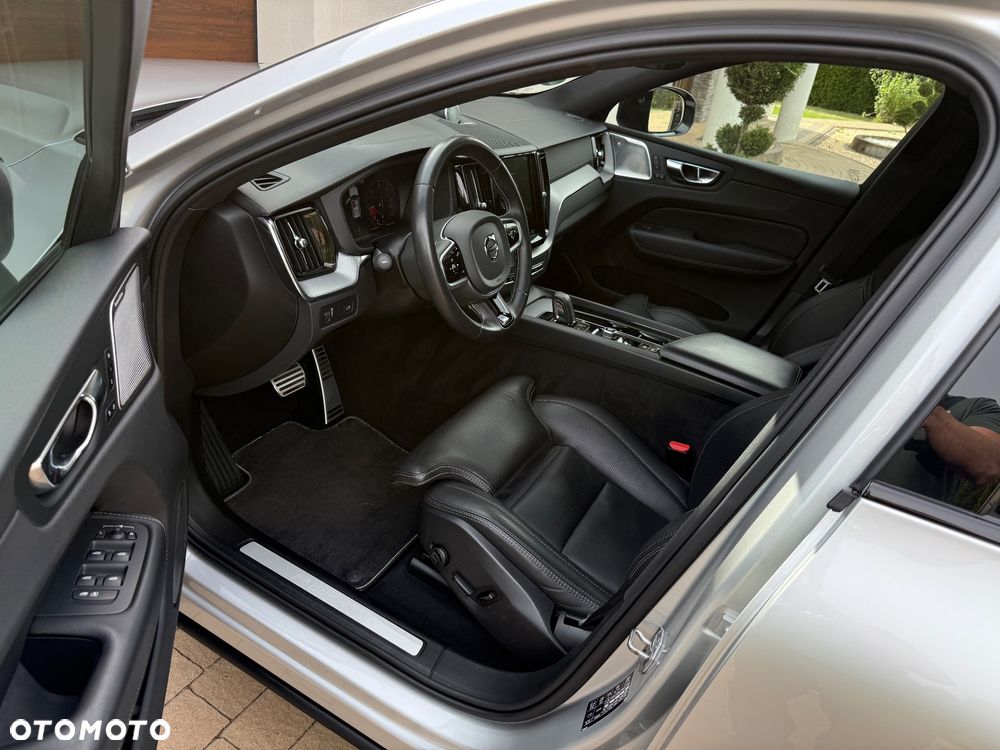 Volvo XC 60 B5 D AWD Geartronic RDesign - 10