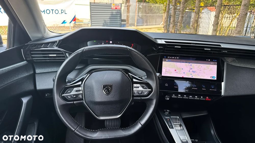 Peugeot 308 BlueHDi 130 EAT8 Allure - 23