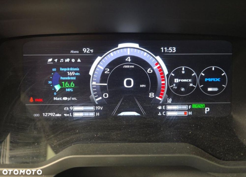 Toyota Sequoia - 14