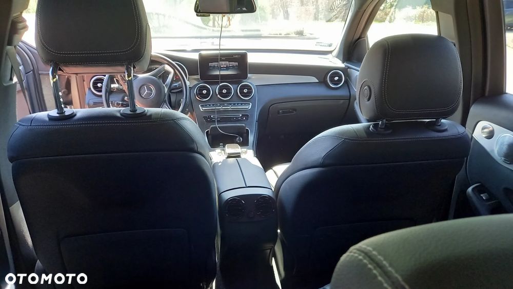 Mercedes-Benz GLC - 13