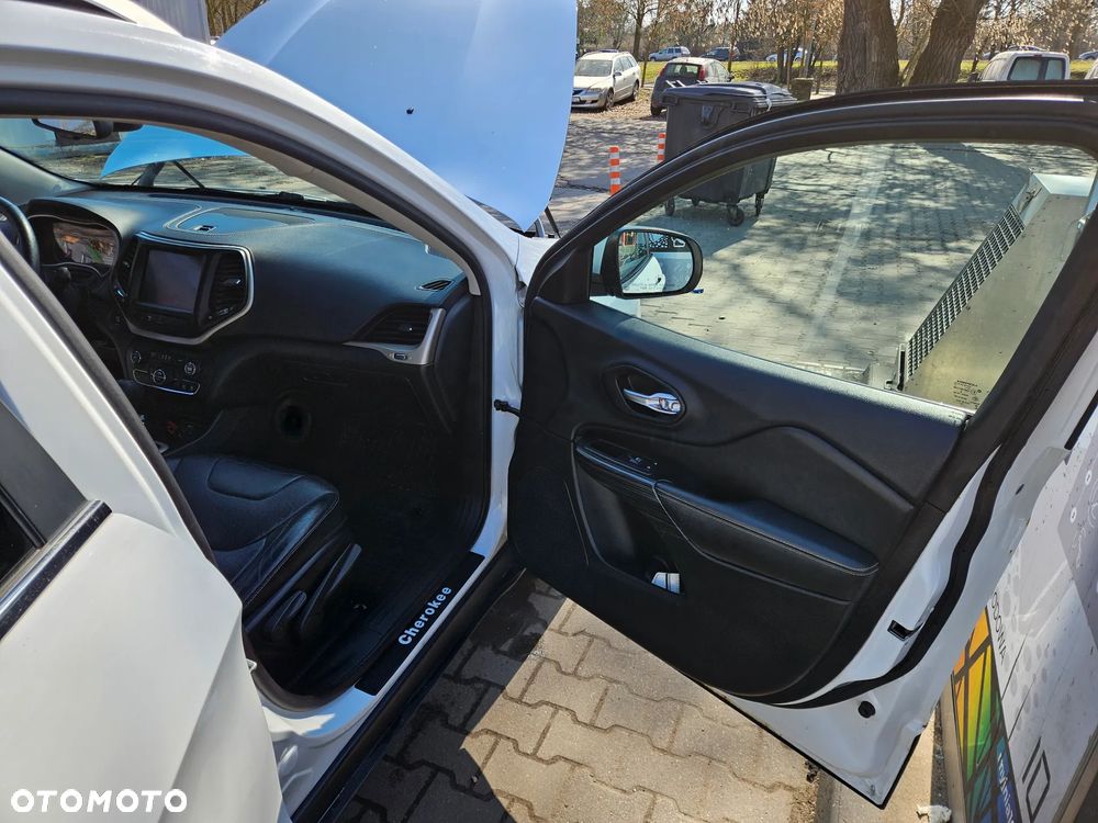Jeep Cherokee 3.2 V6 Active Drive I Limited - 14