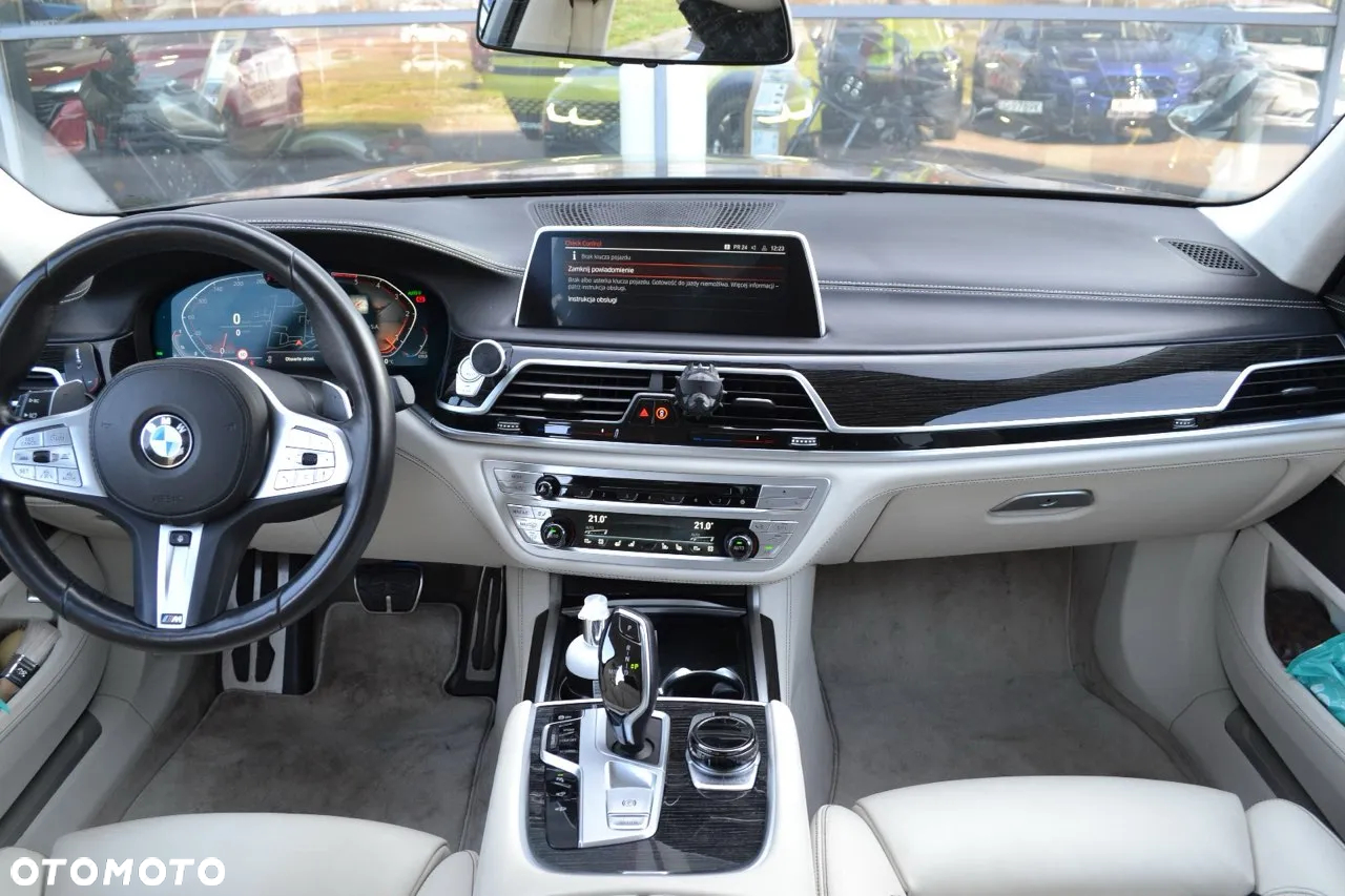 BMW Seria 7 750d xDrive - 9