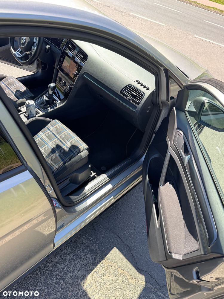 Volkswagen Golf 1.4 GTE Plug-In-Hybrid DSG - 13