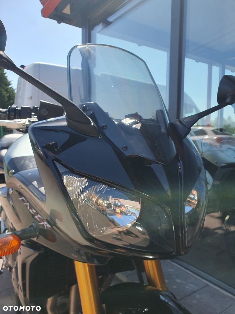 Yamaha FZ - 26