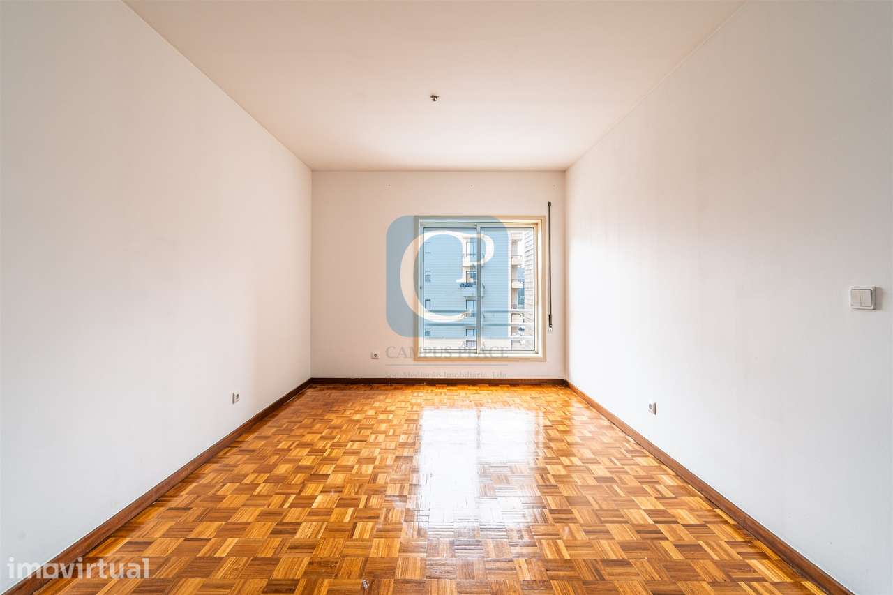 Apartamento T1 na Areosa, Rio Tinto, Gondomar - Grande imagem: 3/15