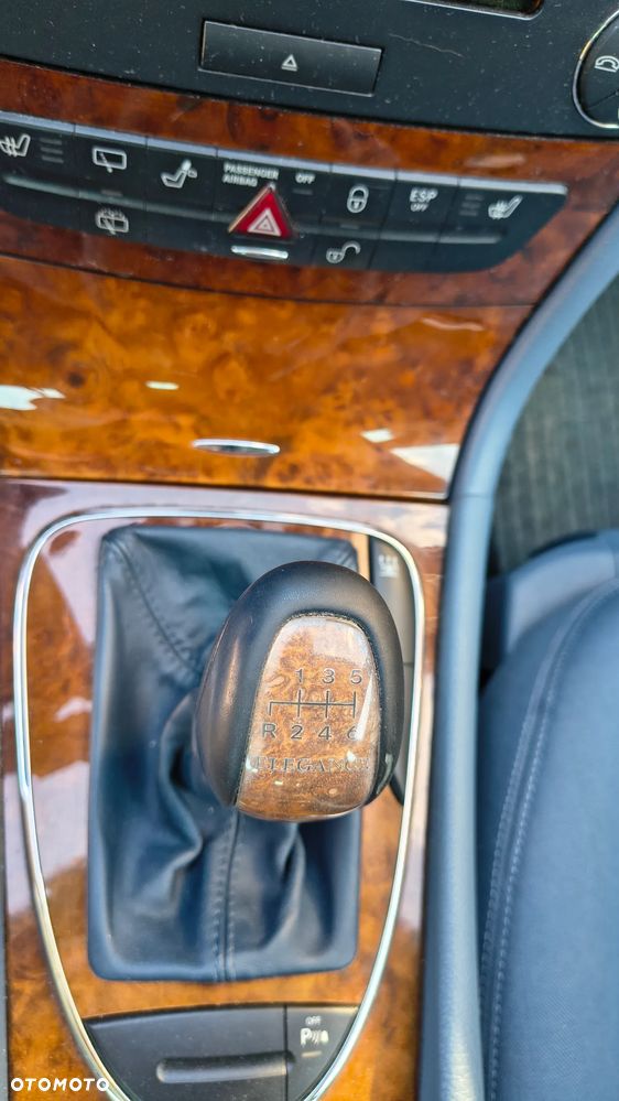 Mercedes-Benz Klasa E 240 Elegance - 13