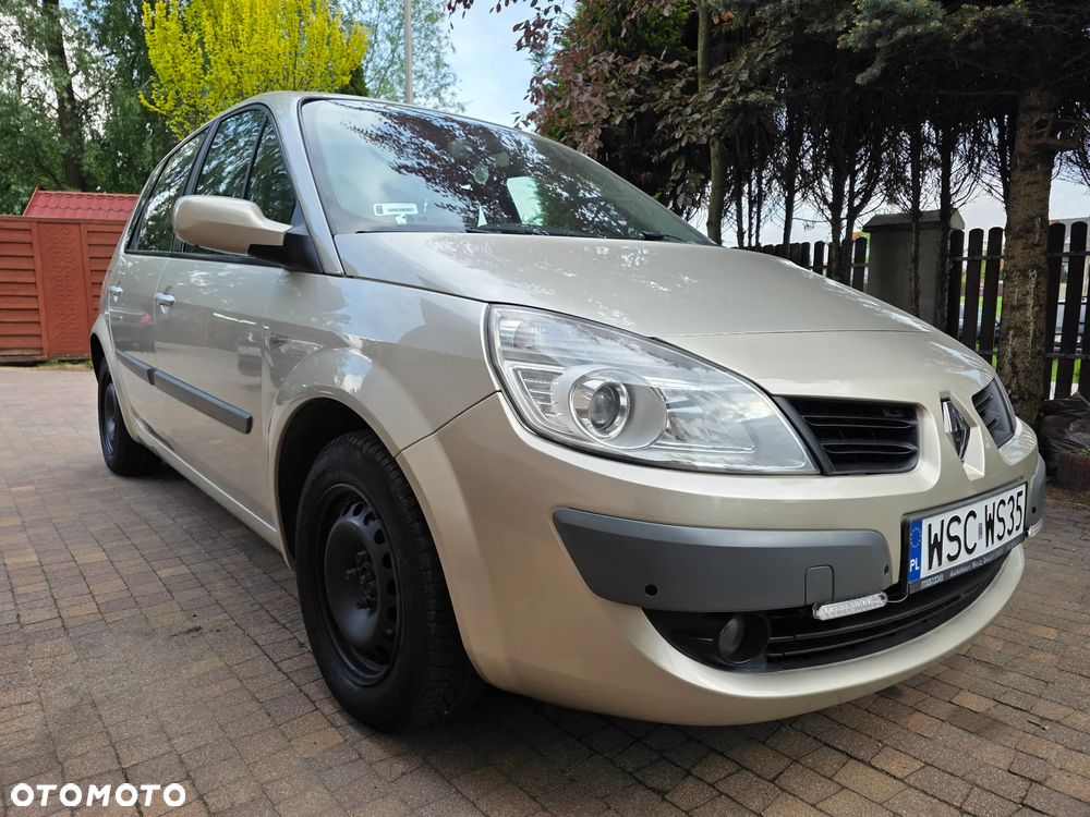 Renault Scenic 1.6 16V Luxe Privilege - 24