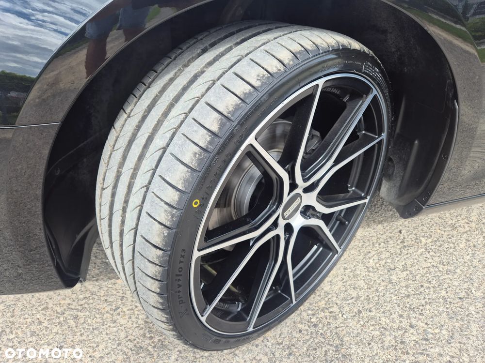 Audi A4 Avant 35 TDI S tronic S line - 30