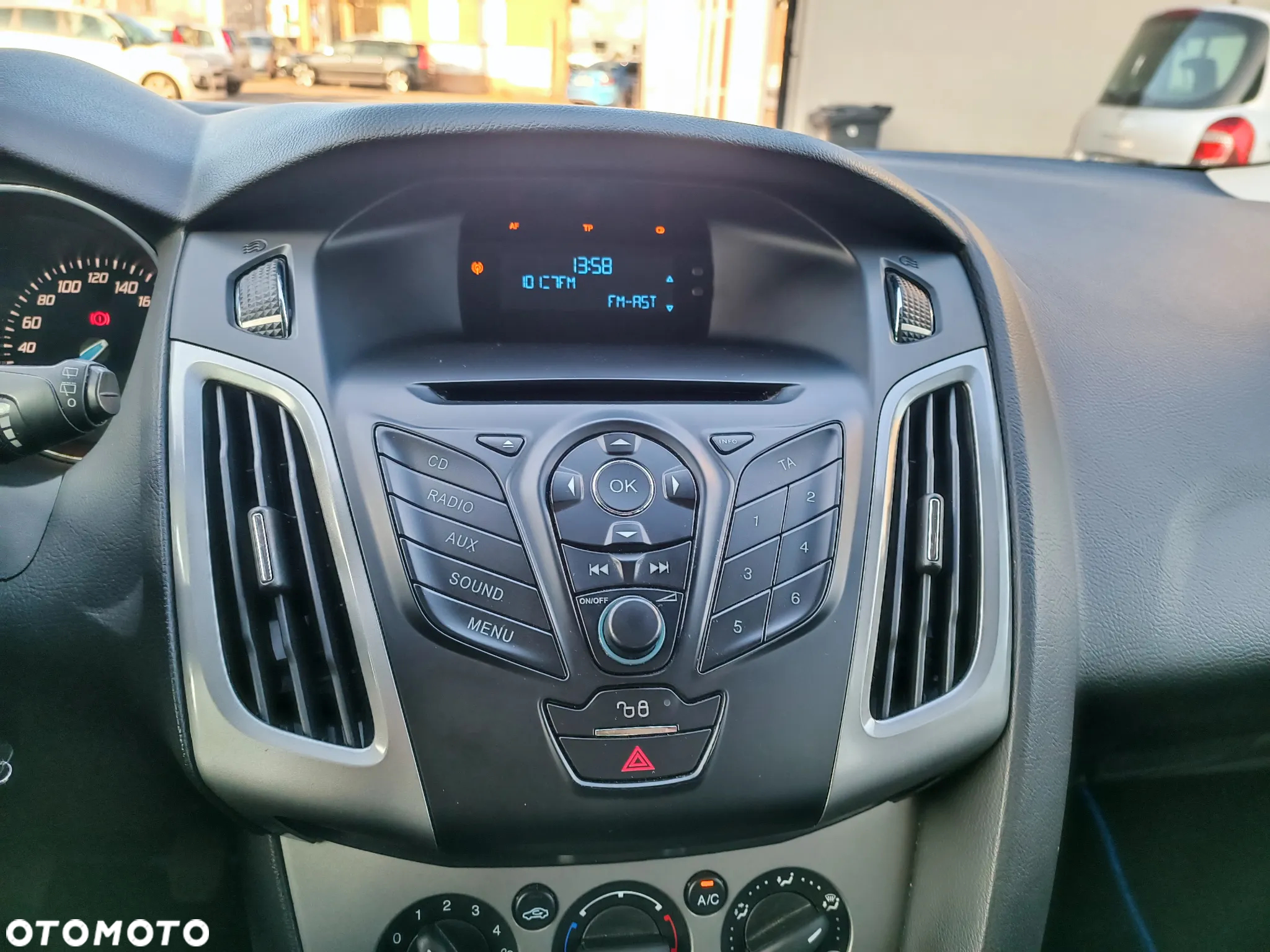 Ford Focus 1.0 EcoBoost Start-Stopp-System Trend - 18