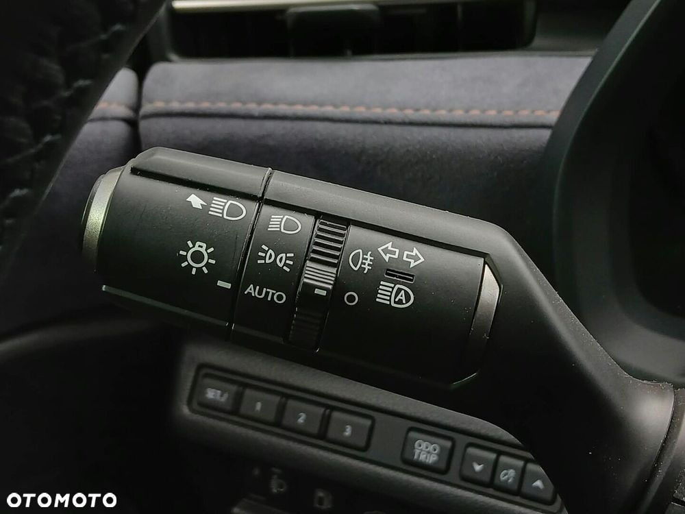 Lexus LBX 1.5 Hybrid Cool AWD - 30