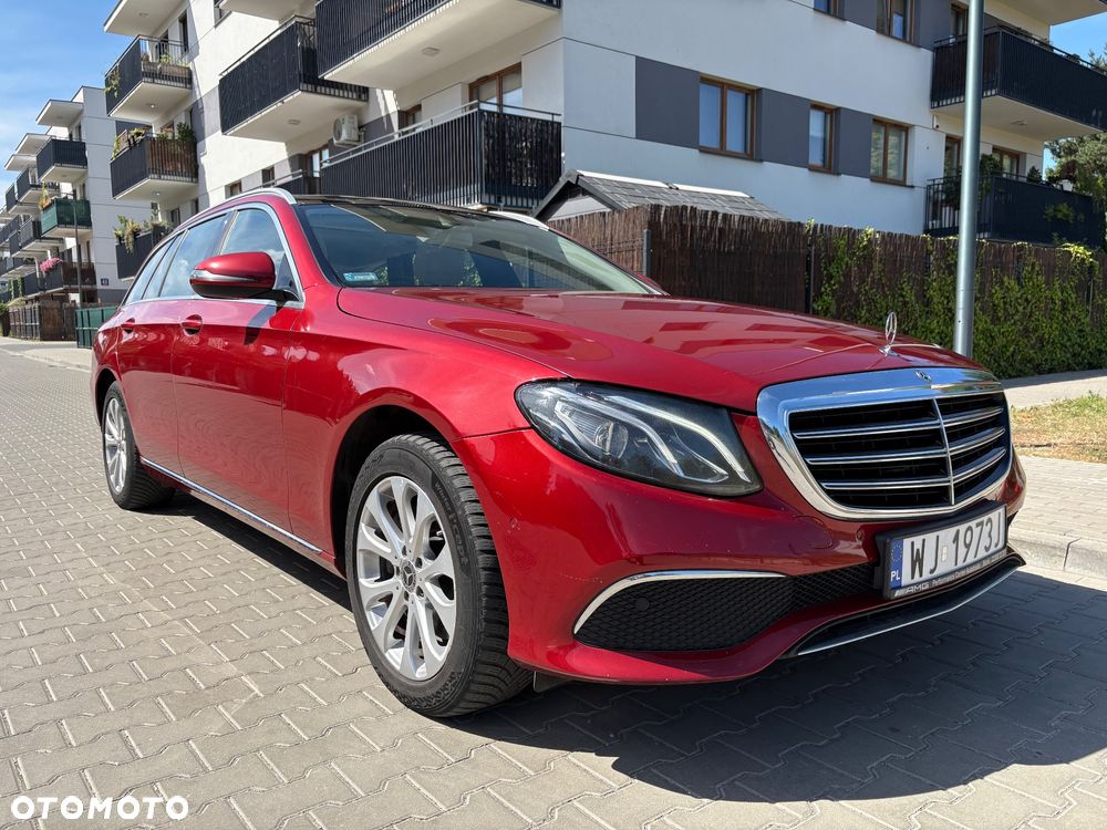 Mercedes-Benz Klasa E 220 d 4Matic 9G-TRONIC Avantgarde