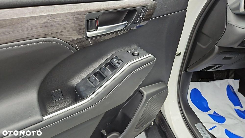 Toyota Highlander - 10