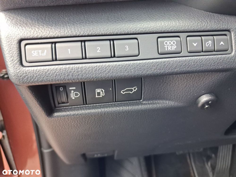 Lexus LBX 1.5 Hybrid Cool - 11
