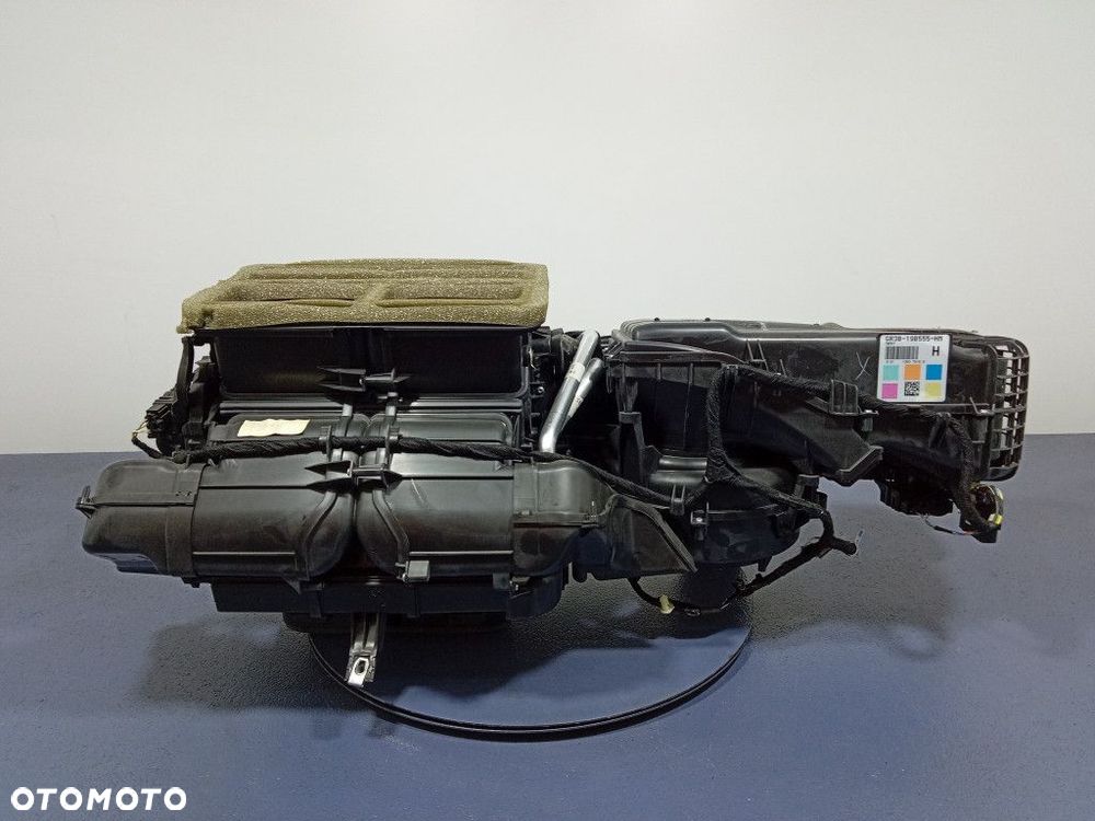 FORD MUSTANG VI 15- NAGRZEWNICA OBUDOWA EU GR3B-19B555-HM - 1