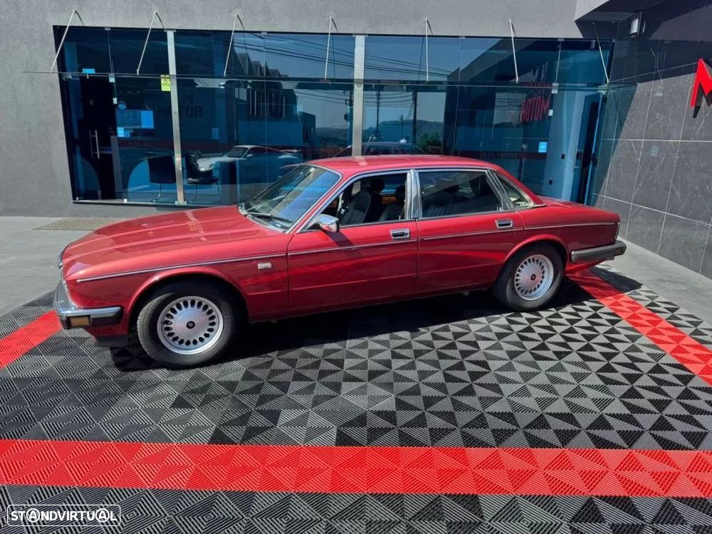 Jaguar Daimler 4.0 - 4