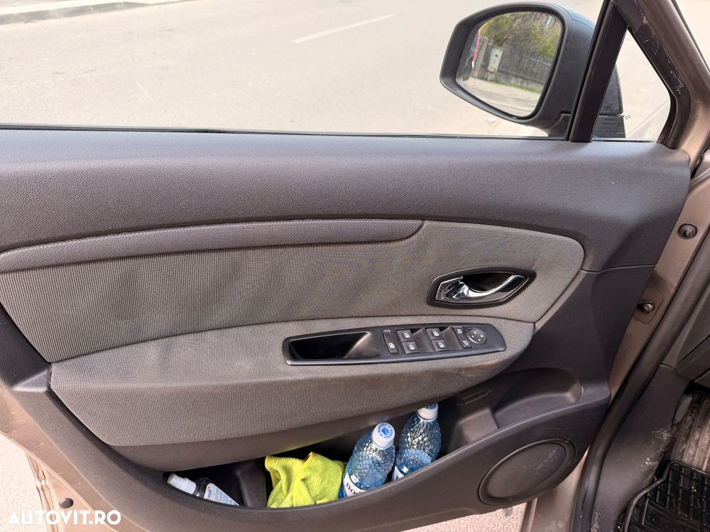 Renault Scenic 1.5dCi Expression - 7