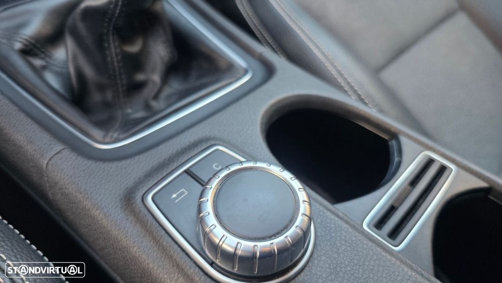 Mercedes-Benz A 180 d Urban - 27