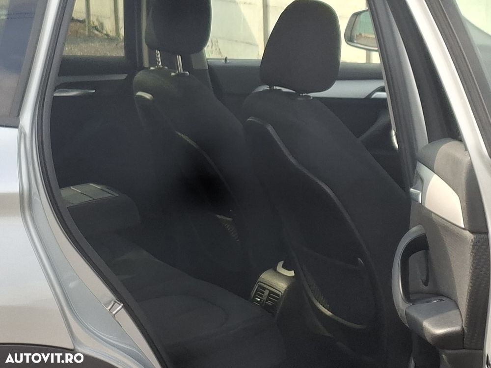 BMW X1 xDrive25e Advantage - 10