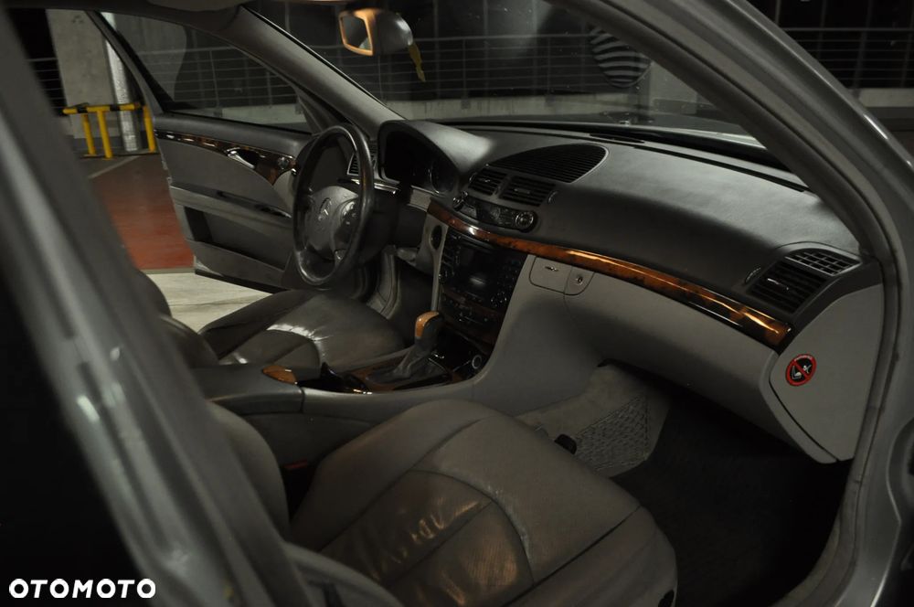 Mercedes-Benz Klasa E - 20