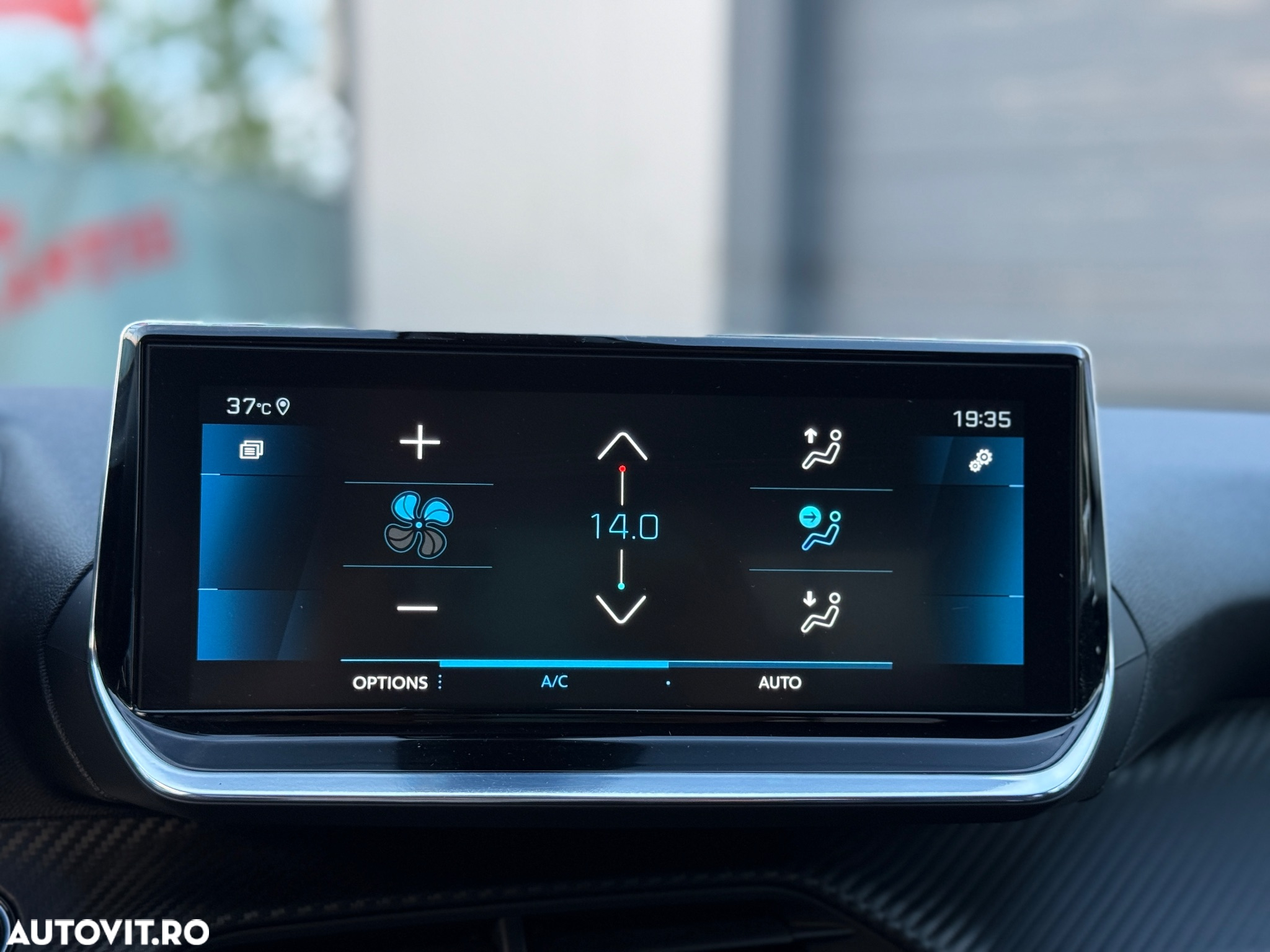 Peugeot 2008 PureTech 130 EAT8 Allure Pack - 15
