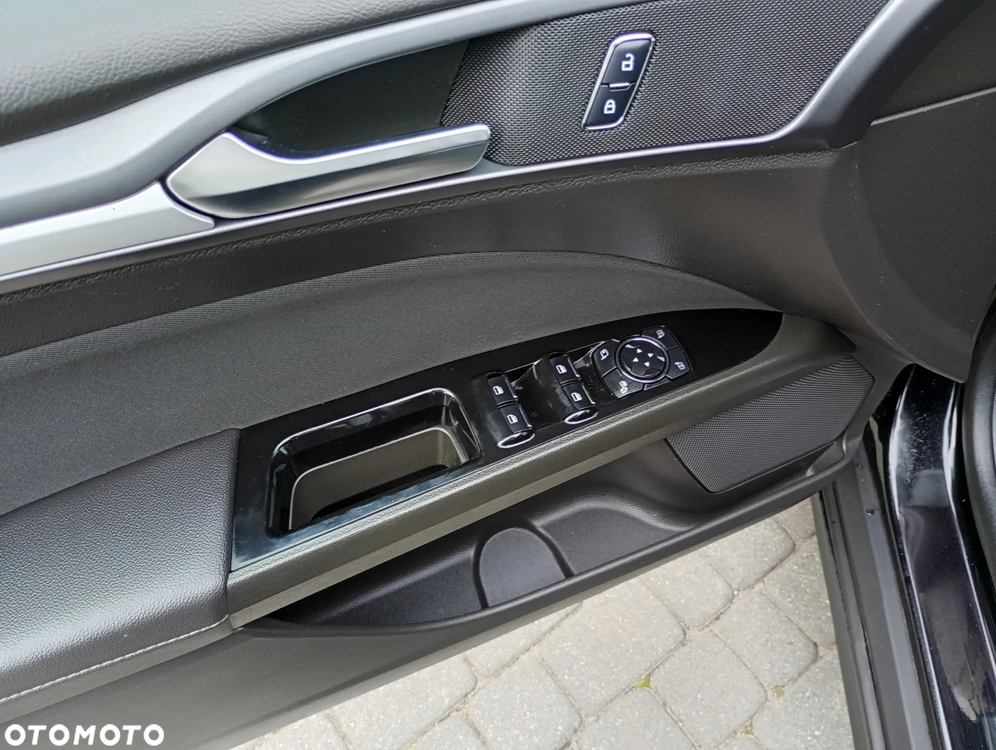 Renault Megane Grandtour ENERGY TCe 205 EDC GT - 31